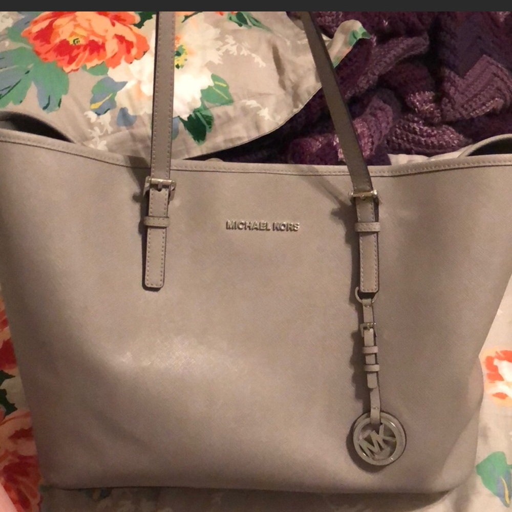 Micheal Kores gray Purse